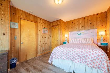 Mid Level NE Queen Bedroom
