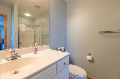 Mid Level Master Bath