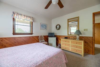 Mid Level Queen Master