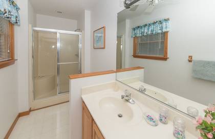 Mid Level Bunk Room Bath