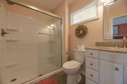 Mid Level Master Bath