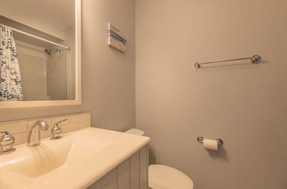 Mid Level Master Bath