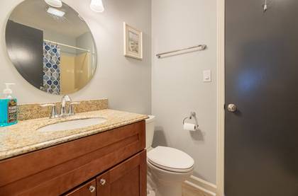 Mid Level Shared Bath