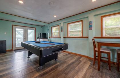 Rec Room w/Pool Table