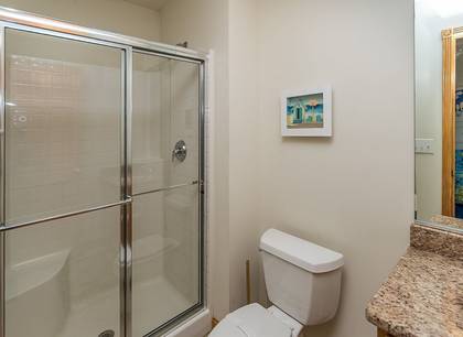 Mid Level Master Bath