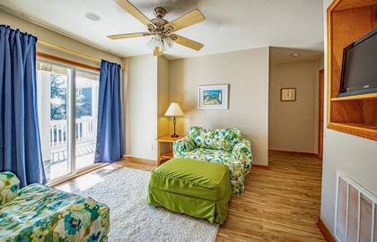 Mid Level Living Area with TV