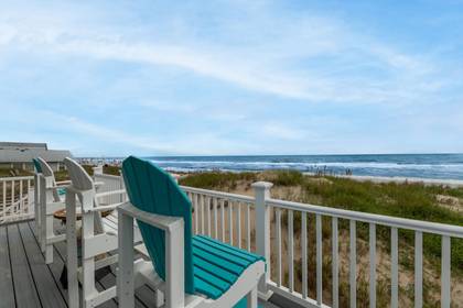 Upper Level Sun Deck