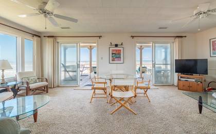 Upper Level Living Area