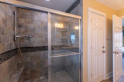 Upper Level Master Bath