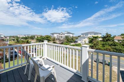 Upper Level Master Private Deck