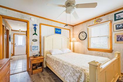 Mid Level Handicap Bedroom