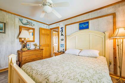 Mid Level Handicap Bedroom