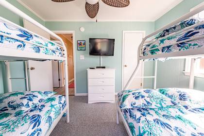 Bunk Bedroom