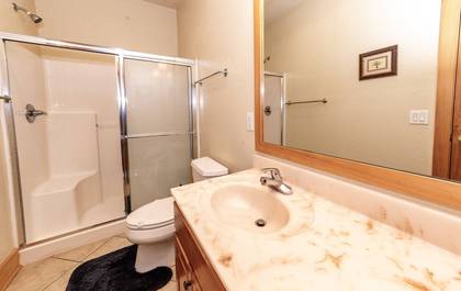 Mid Level Master Bath