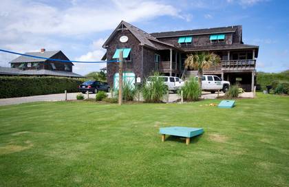 Volleyball Area & Cornhole