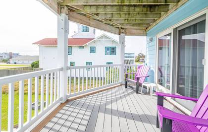 Mid Level Deck