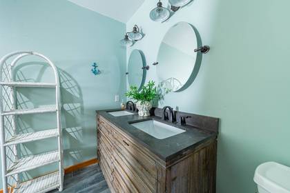 Mid Level Semi-Private Bath