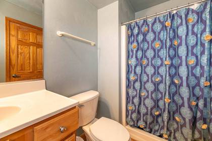 Mid Level Master Bath