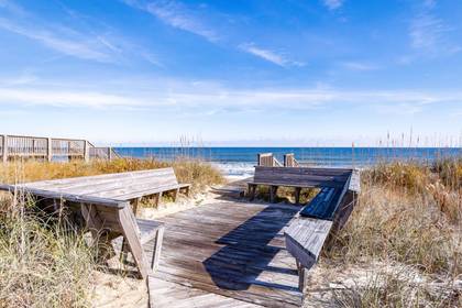 Dune Deck
