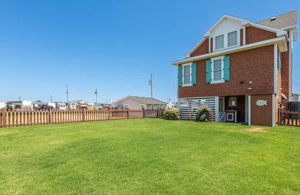 Large Fenced-in Backyard
