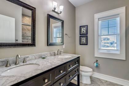 Mid Level Master Bath