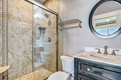 Mid Level Master Bath