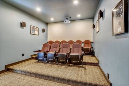 Theatre Room w/ Surround Sound
