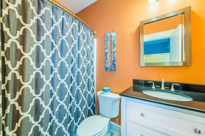 Mid Level Master Bath