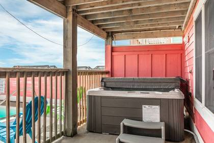 hot tub