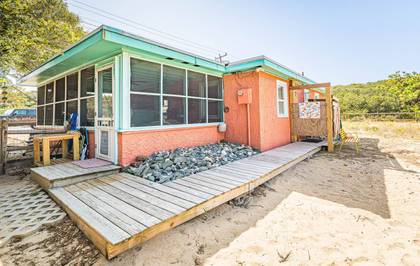 Large Screened Porch