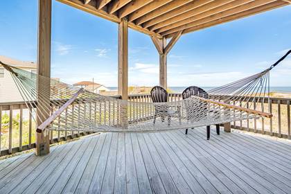 Mid Level Covered Deck