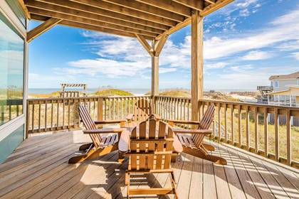 Mid Level Covered Deck