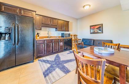 Lover Level Kitchenette