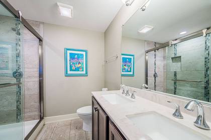 Mid Level Master Bath