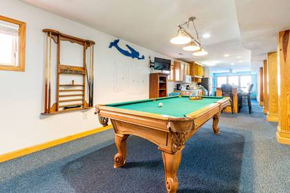 Rec Room with Pool Table