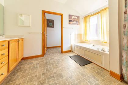 3rd Level Master Bath