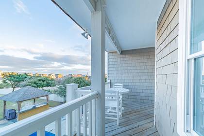 Mid Level Covered Deck