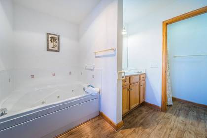 2nd level master bath