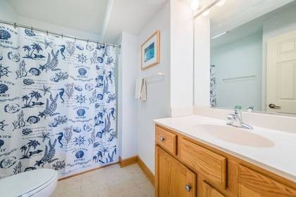 2nd level master bath