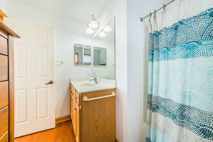 fourth level master bath