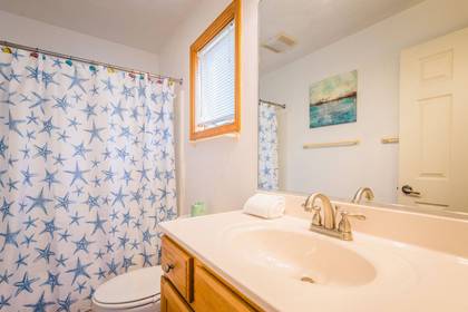 2nd level master bath