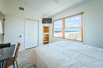Upper Level Bedroom