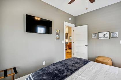 Queen Bedroom