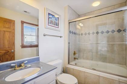 Upper Level Master Bath
