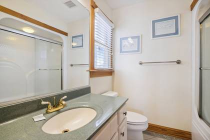 Mid Level Master Bath