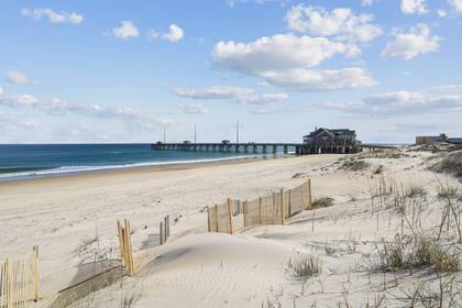 View of Jennette's Pier