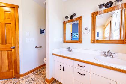 Mid Level Master Bath