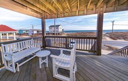 Mid Level Deck