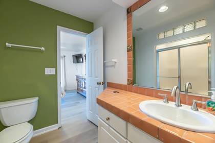 Mid Level Master Bath
