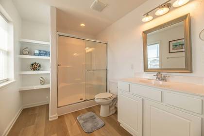 Mid Level Master Bath